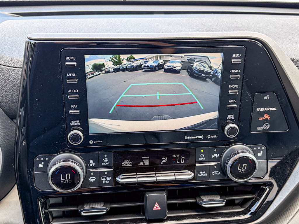 Thumbnail: 2021 Toyota Highlander - 27