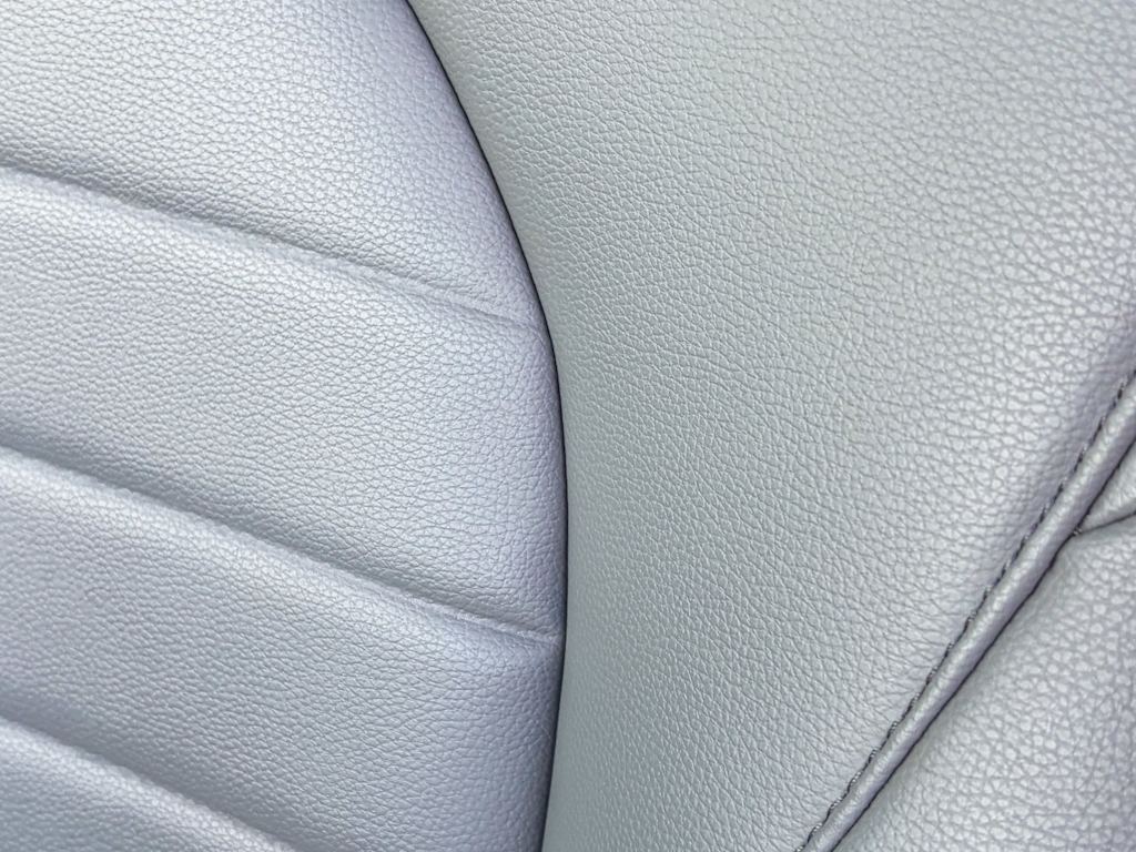 Thumbnail: 2021 Toyota Highlander - 28