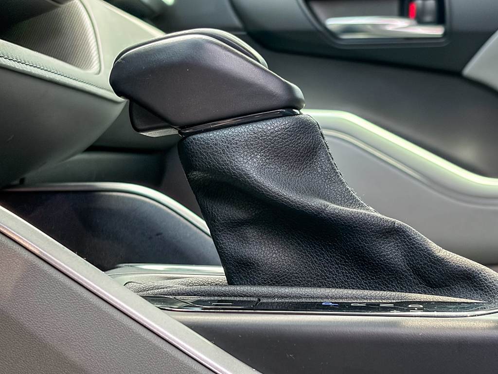 Thumbnail: 2021 Toyota Highlander - 26