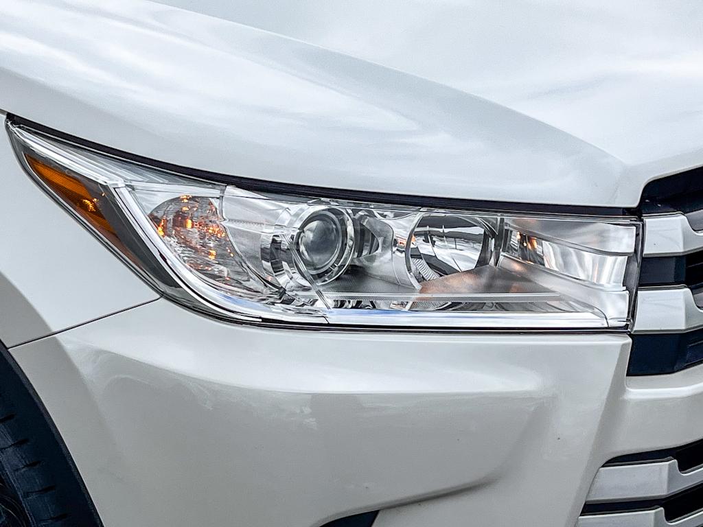 Thumbnail: 2019 Toyota Highlander - 19