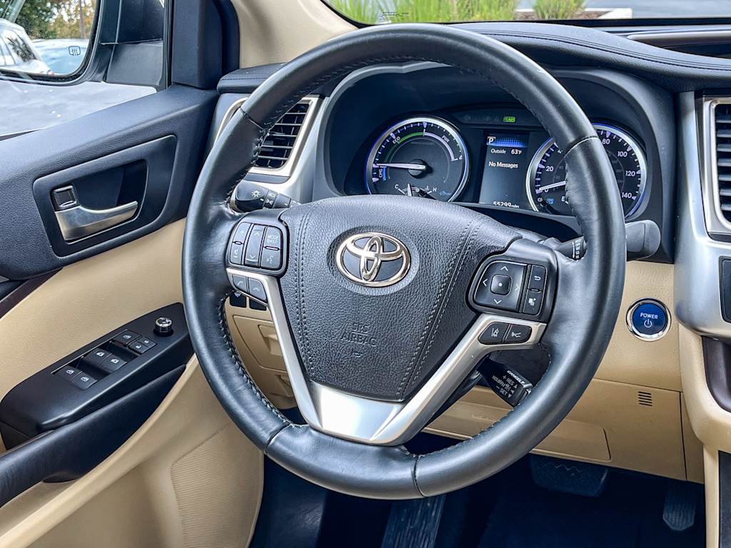 Thumbnail: 2019 Toyota Highlander - 8