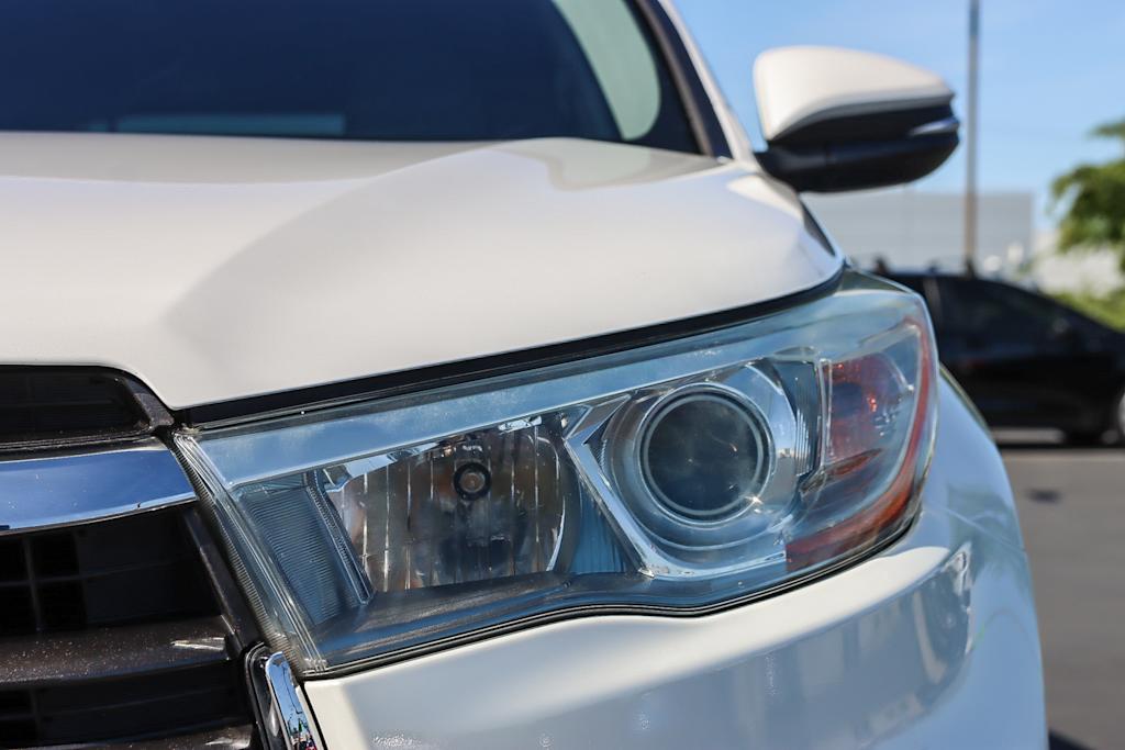 2016 Toyota Highlander XLE 19