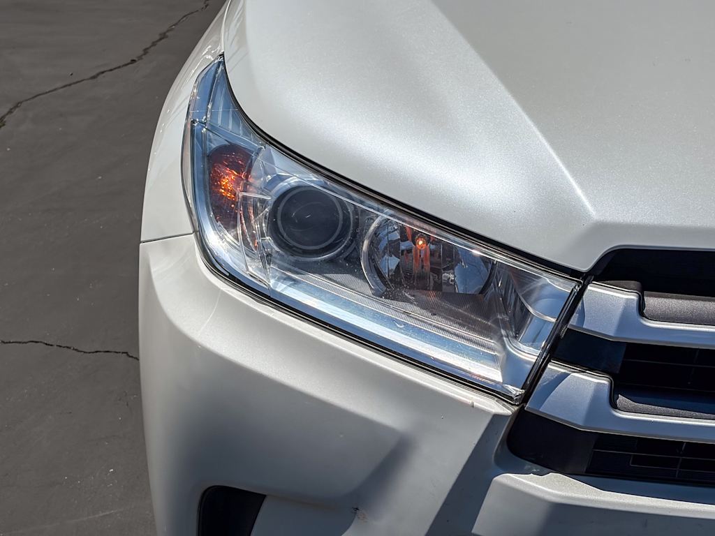 Thumbnail: 2017 Toyota Highlander - 19