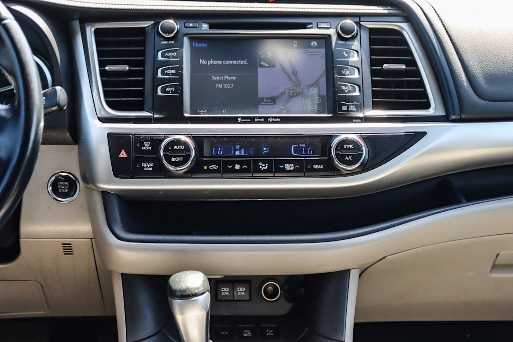 2018 Toyota Highlander XLE 12