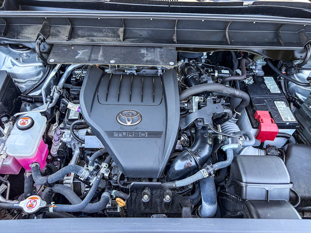 Thumbnail: 2023 Toyota Highlander - 7