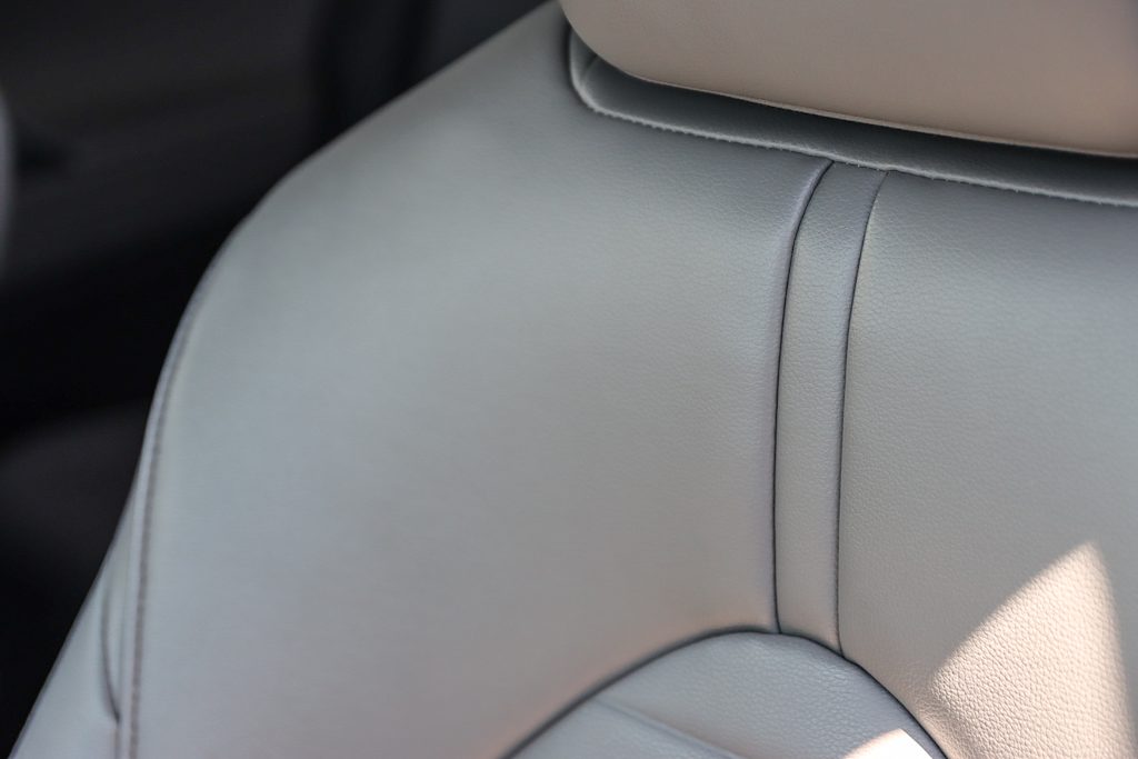 Thumbnail: 2023 Toyota Highlander - 27