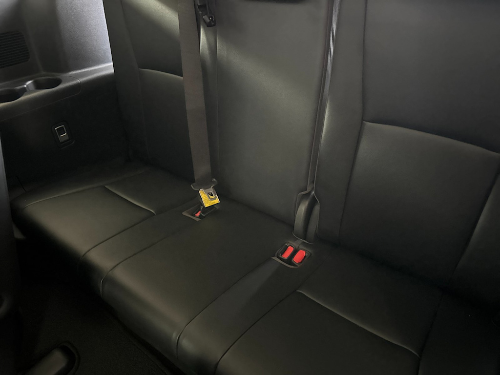 Thumbnail: 2023 Toyota Highlander - 22