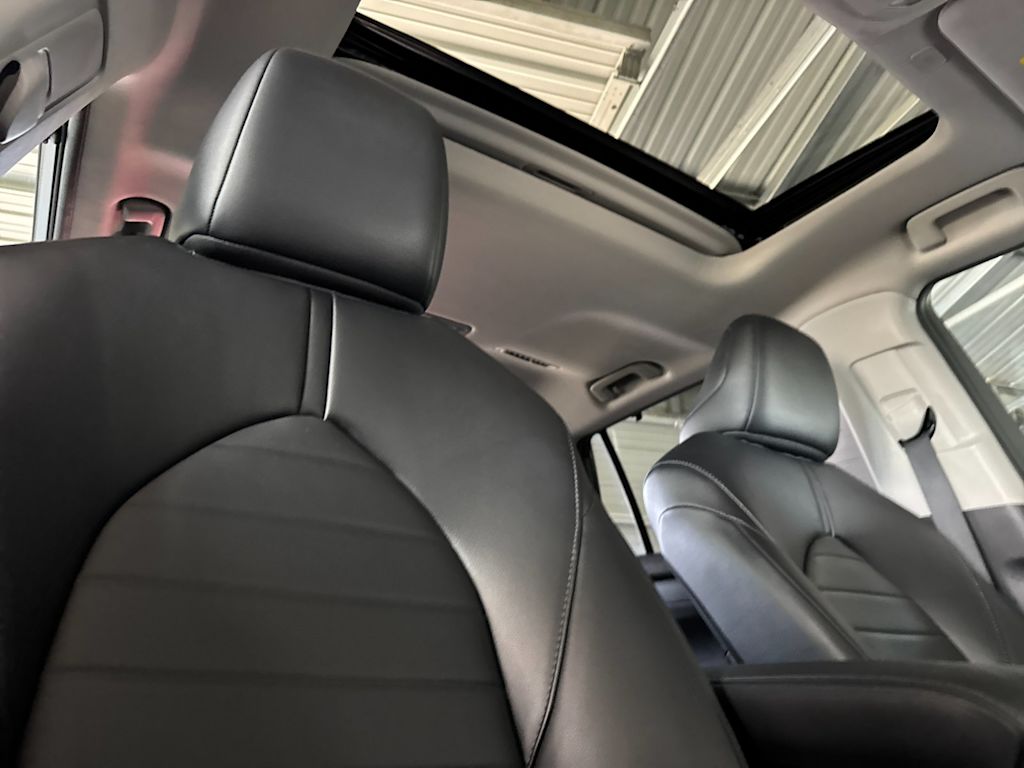 Thumbnail: 2023 Toyota Highlander - 23