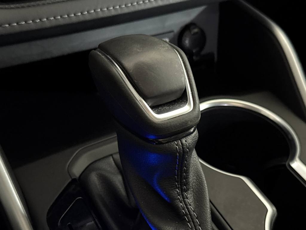 Thumbnail: 2023 Toyota Highlander - 13