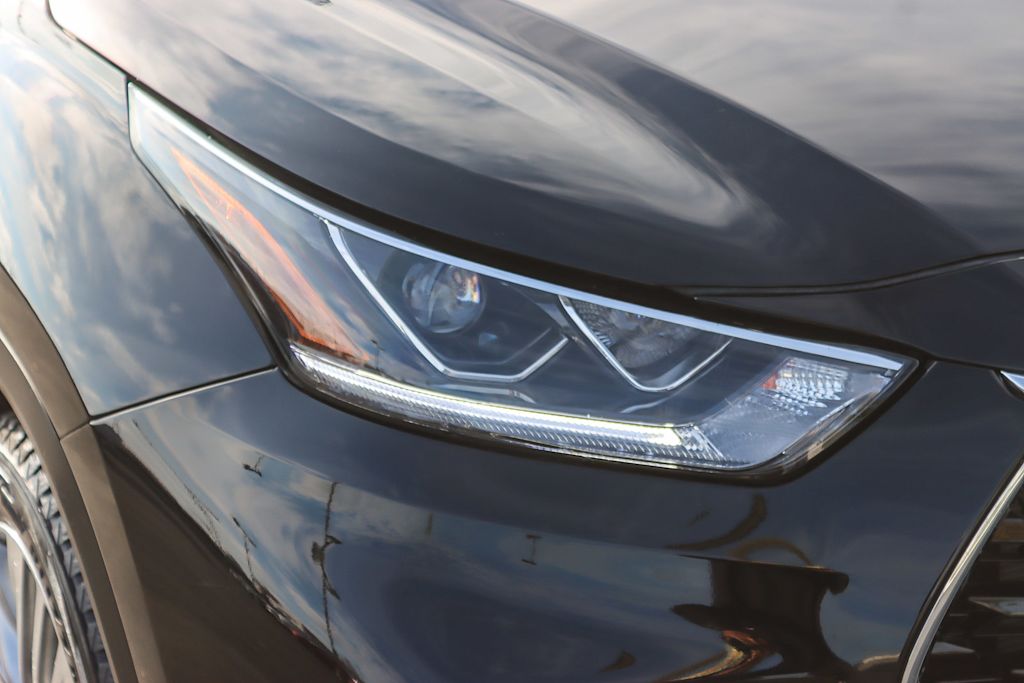 Thumbnail: 2024 Toyota Highlander - 19