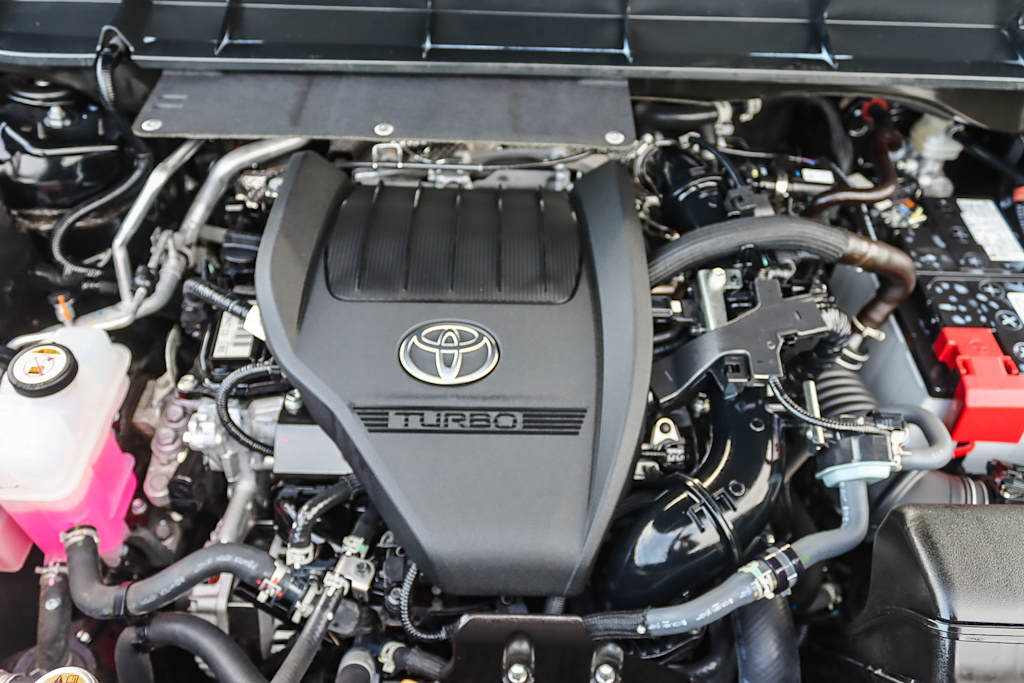 Thumbnail: 2024 Toyota Highlander - 7