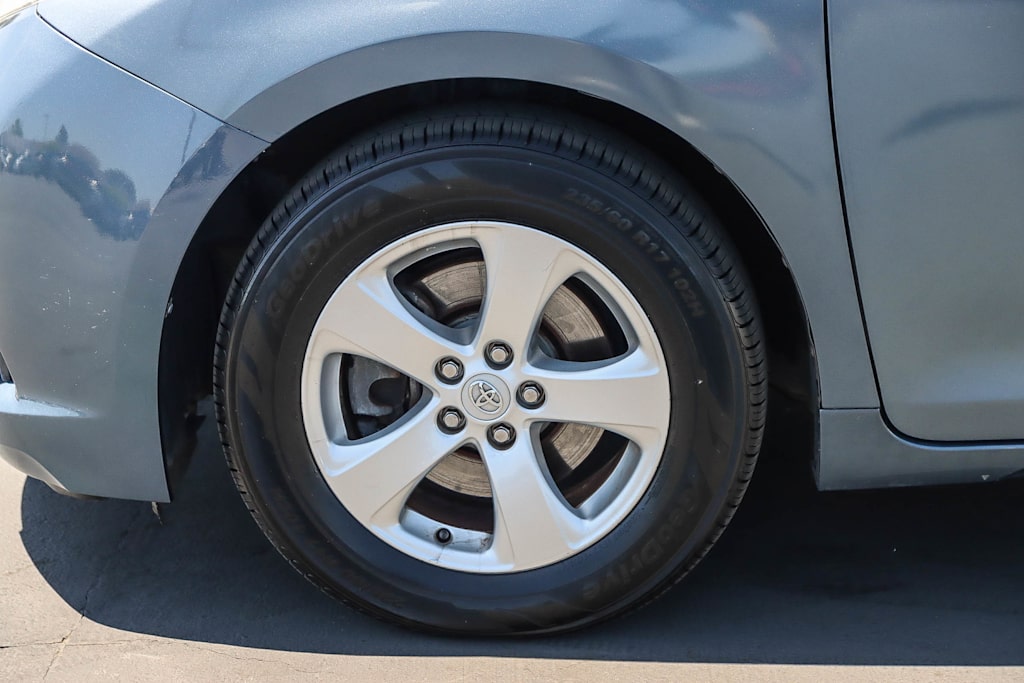 2014 Toyota Sienna LE 6