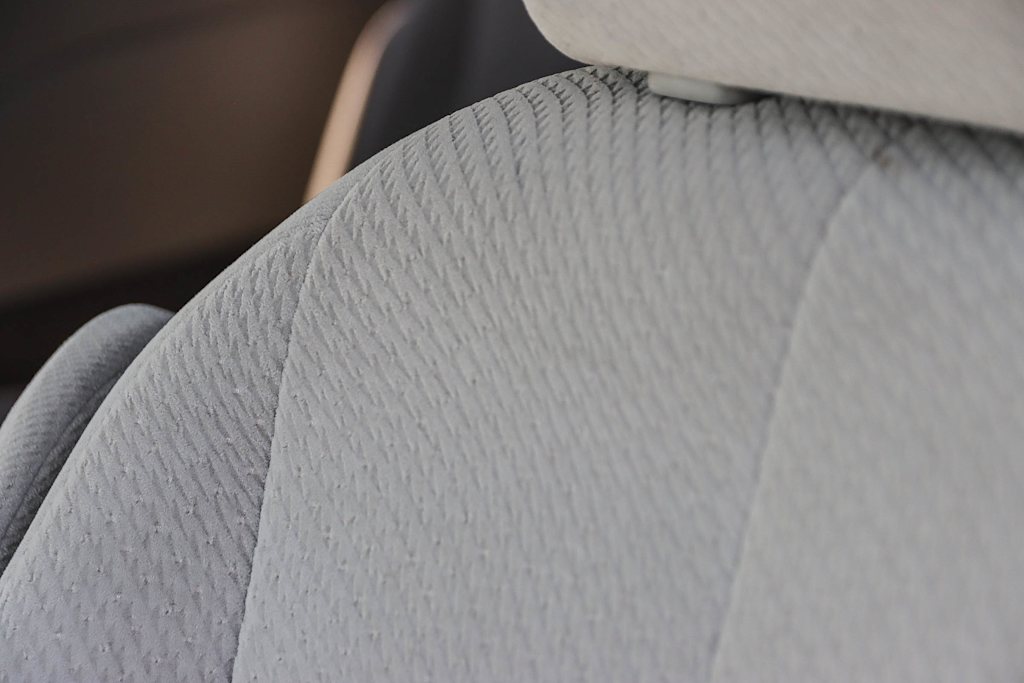 2014 Toyota Sienna LE 24