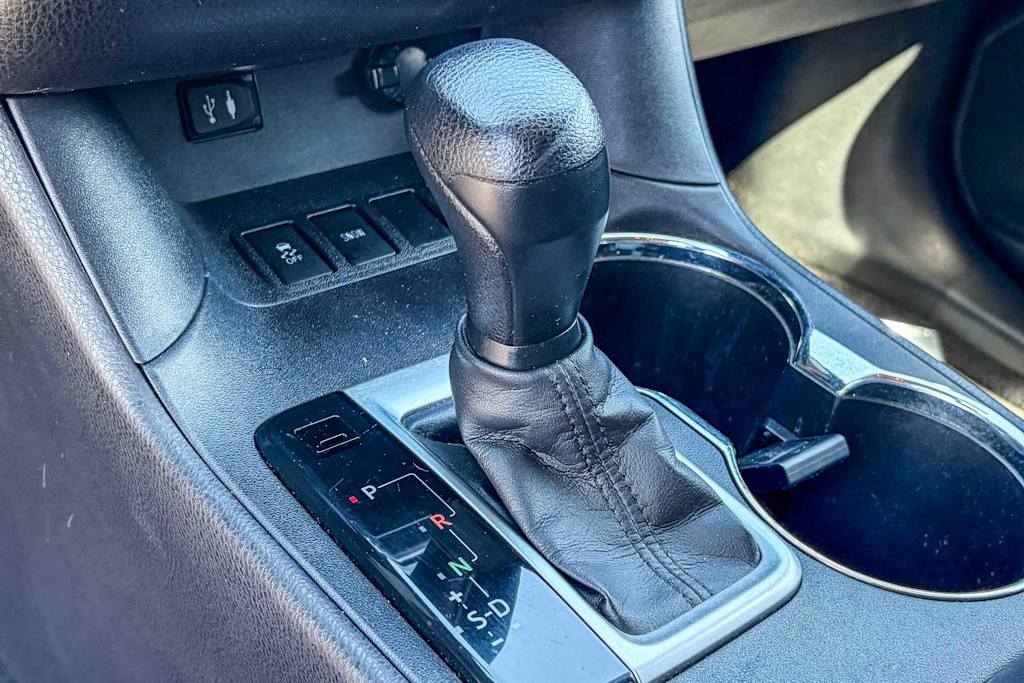 Thumbnail: 2015 Toyota Highlander - 13