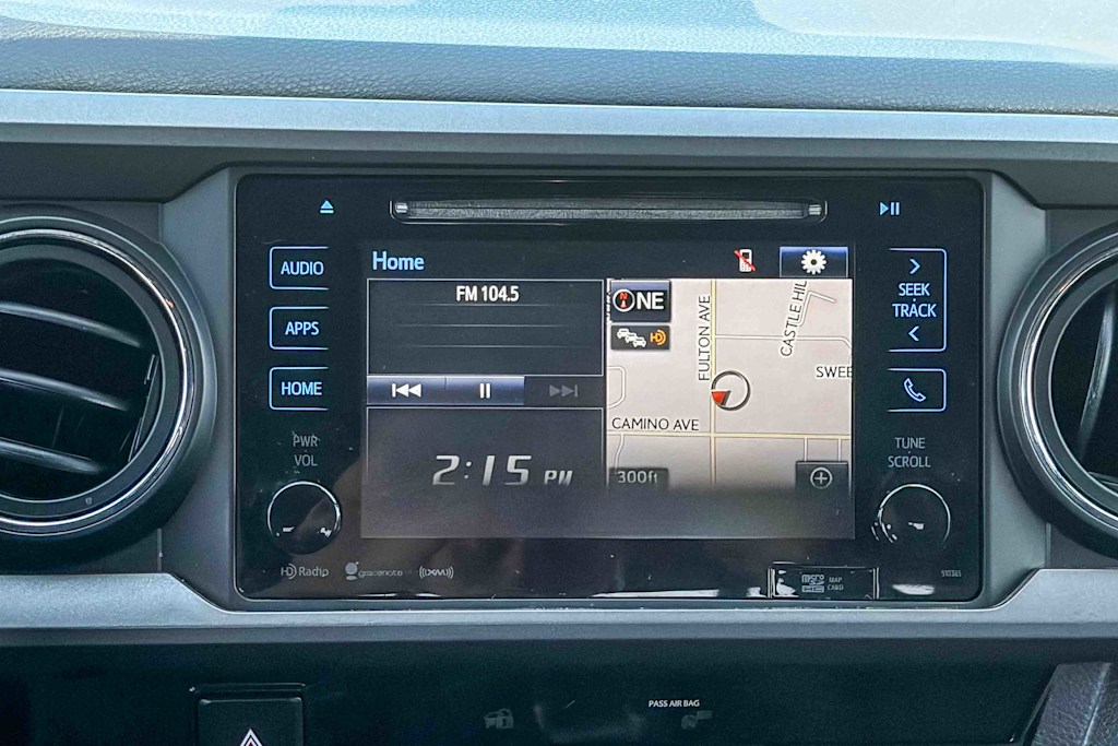 Thumbnail: 2018 Toyota Tacoma - 21