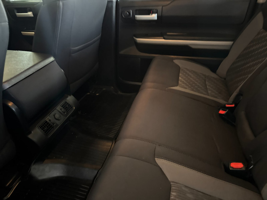 Thumbnail: 2018 Toyota Tundra - 11