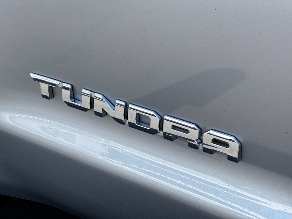 Thumbnail: 2018 Toyota Tundra - 7