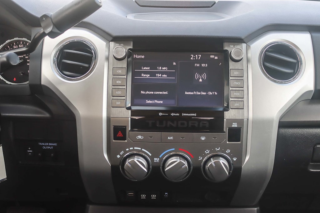 Thumbnail: 2021 Toyota Tundra - 12