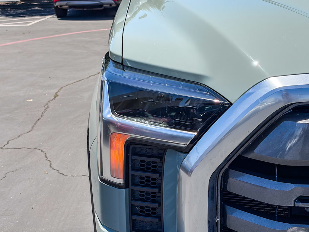 Thumbnail: 2024 Toyota Tundra - 18
