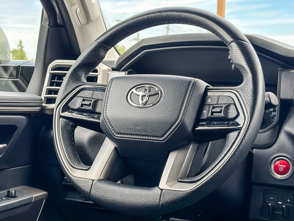 Thumbnail: 2022 Toyota Tundra - 12