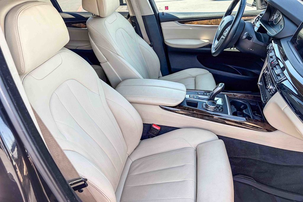 Thumbnail: 2016 BMW X5 - 10