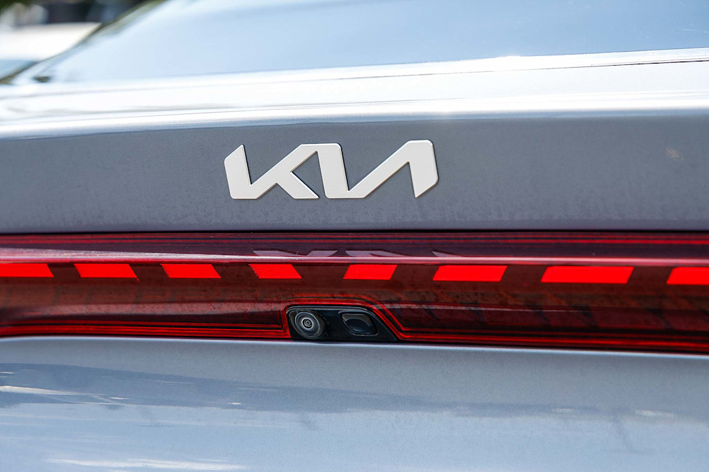 Thumbnail: 2023 Kia K5 - 23