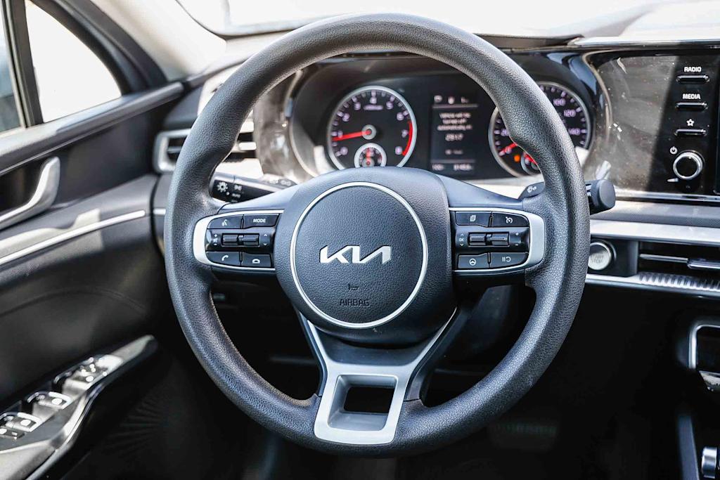 Thumbnail: 2023 Kia K5 - 7