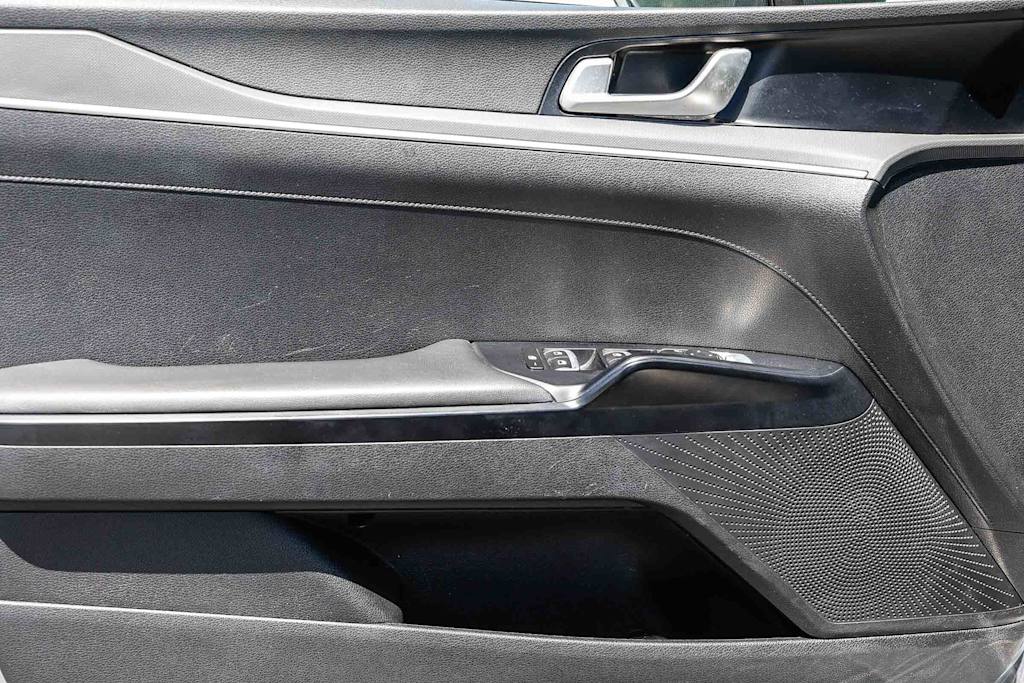 Thumbnail: 2023 Kia K5 - 31