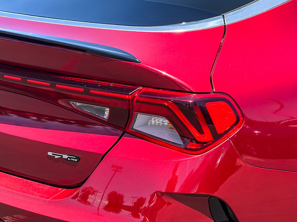 Thumbnail: 2022 Kia K5 - 21