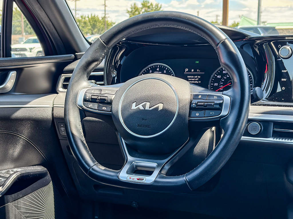Thumbnail: 2022 Kia K5 - 12