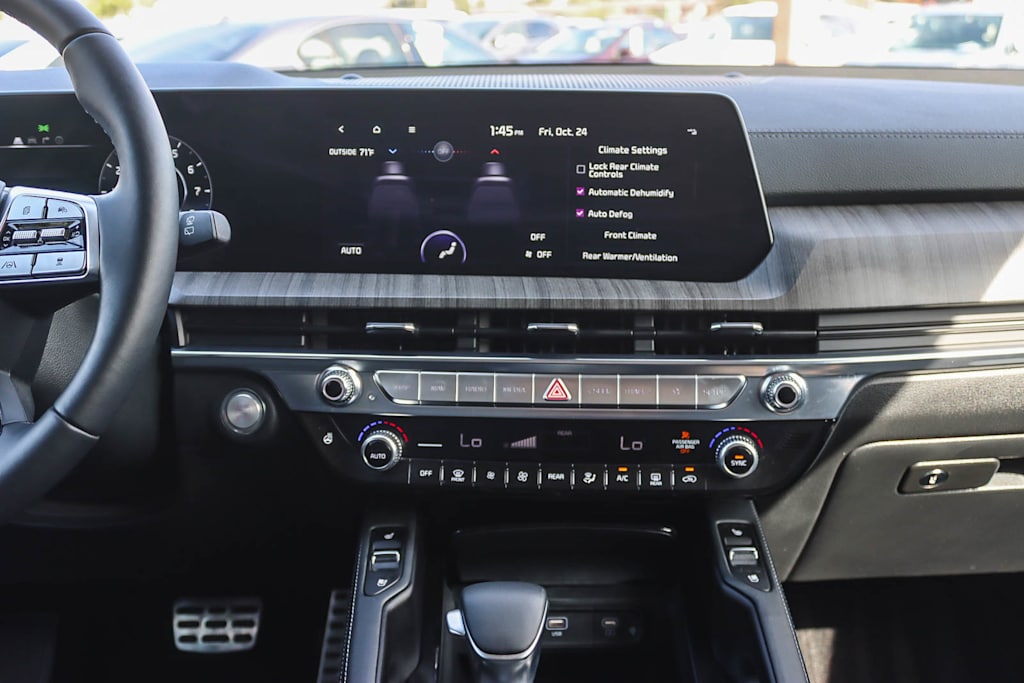 Thumbnail: 2024 Kia Telluride - 13