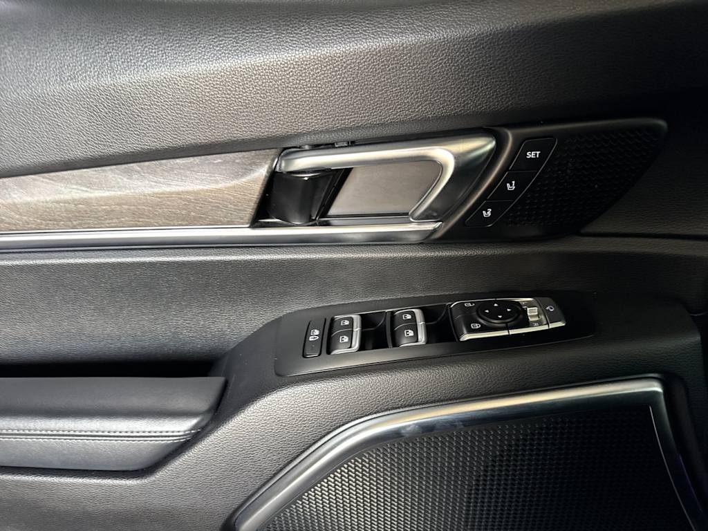 Thumbnail: 2021 Kia Telluride - 21