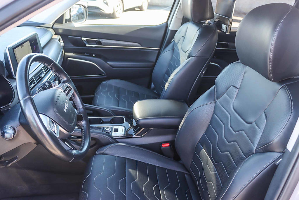 Thumbnail: 2022 Kia Telluride - 11