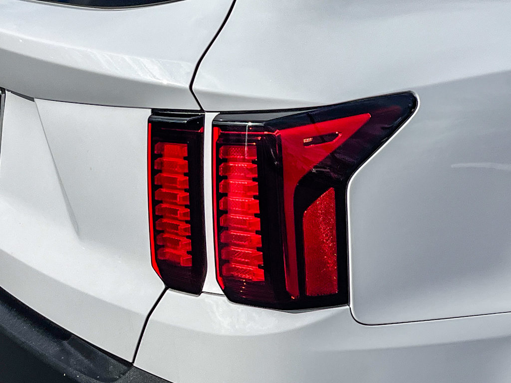 Thumbnail: 2023 Kia Sorento - 19