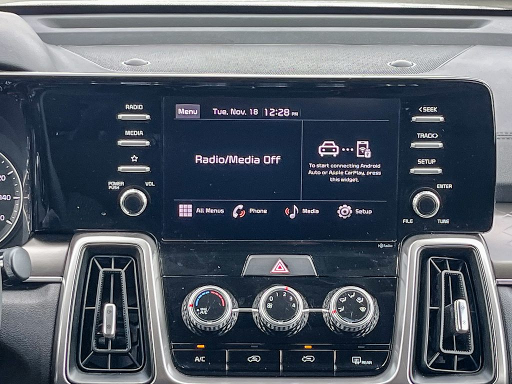 Thumbnail: 2023 Kia Sorento - 21