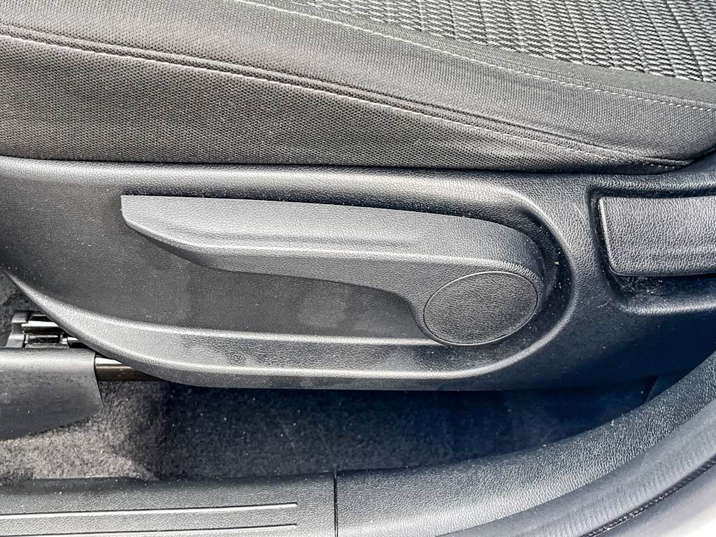 Thumbnail: 2023 Kia Sorento - 23