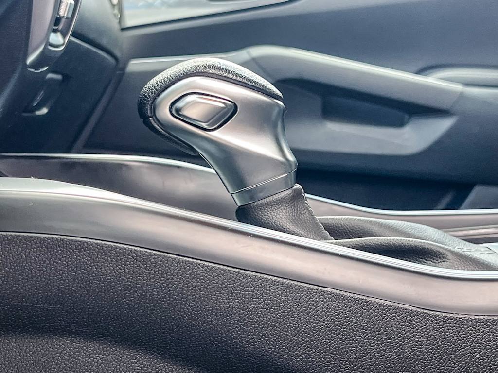 Thumbnail: 2023 Kia Sorento - 24