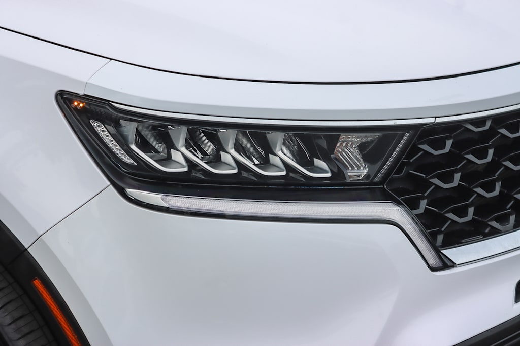 Thumbnail: 2022 Kia Sorento - 19