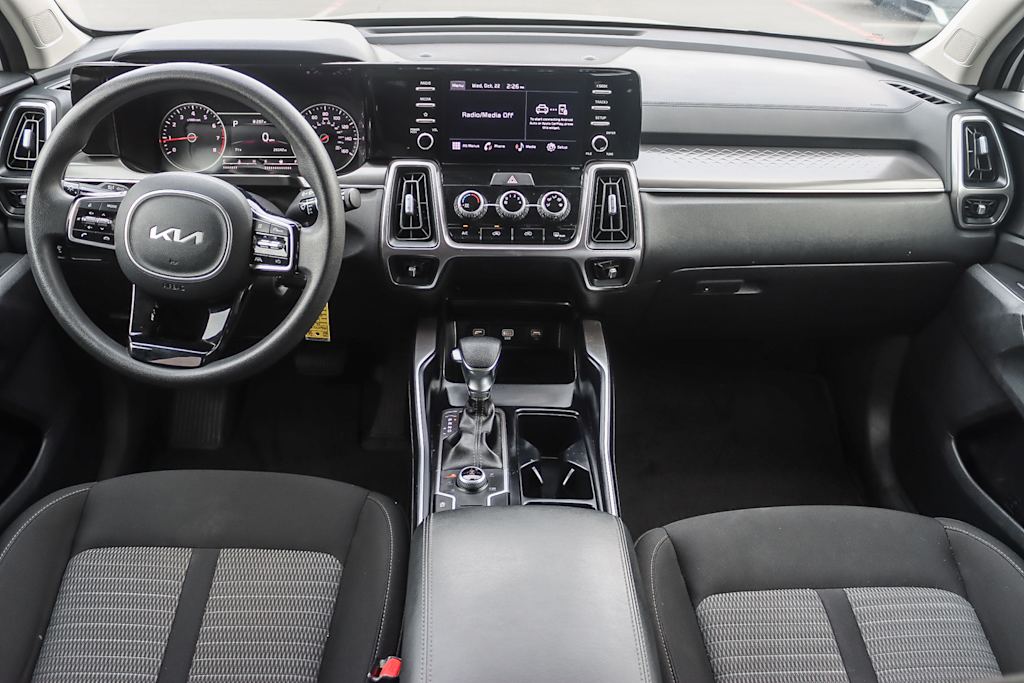 Thumbnail: 2022 Kia Sorento - 2