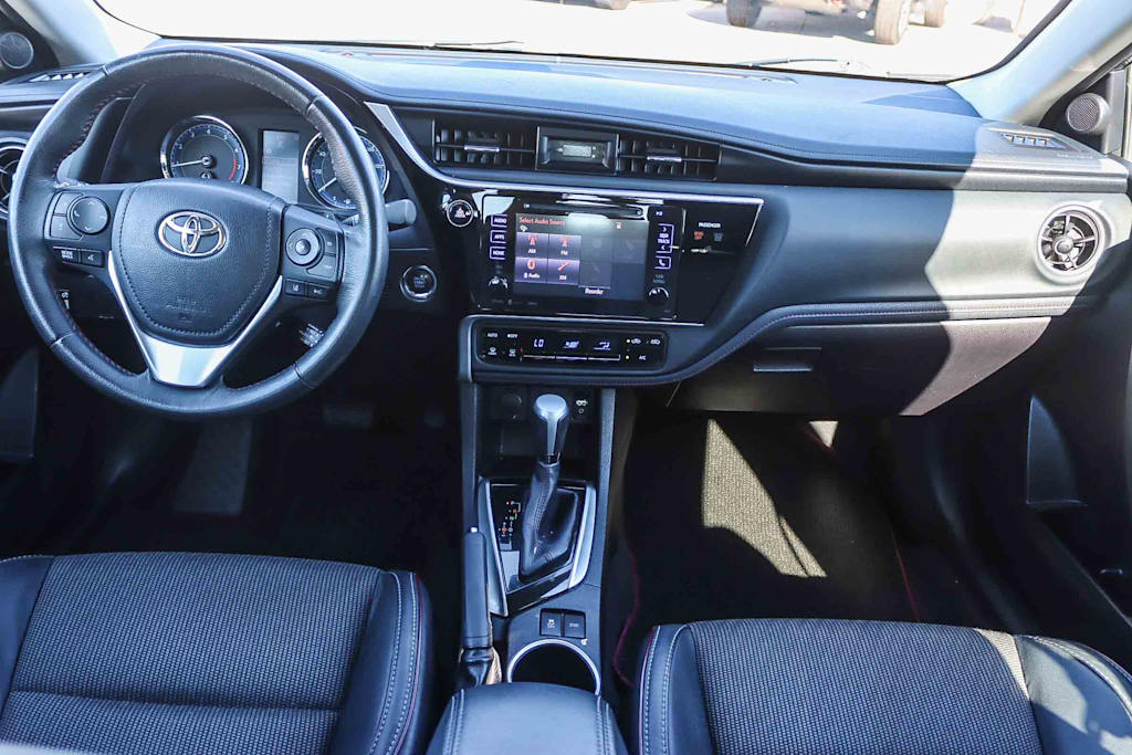 Thumbnail: 2017 Toyota Corolla - 2
