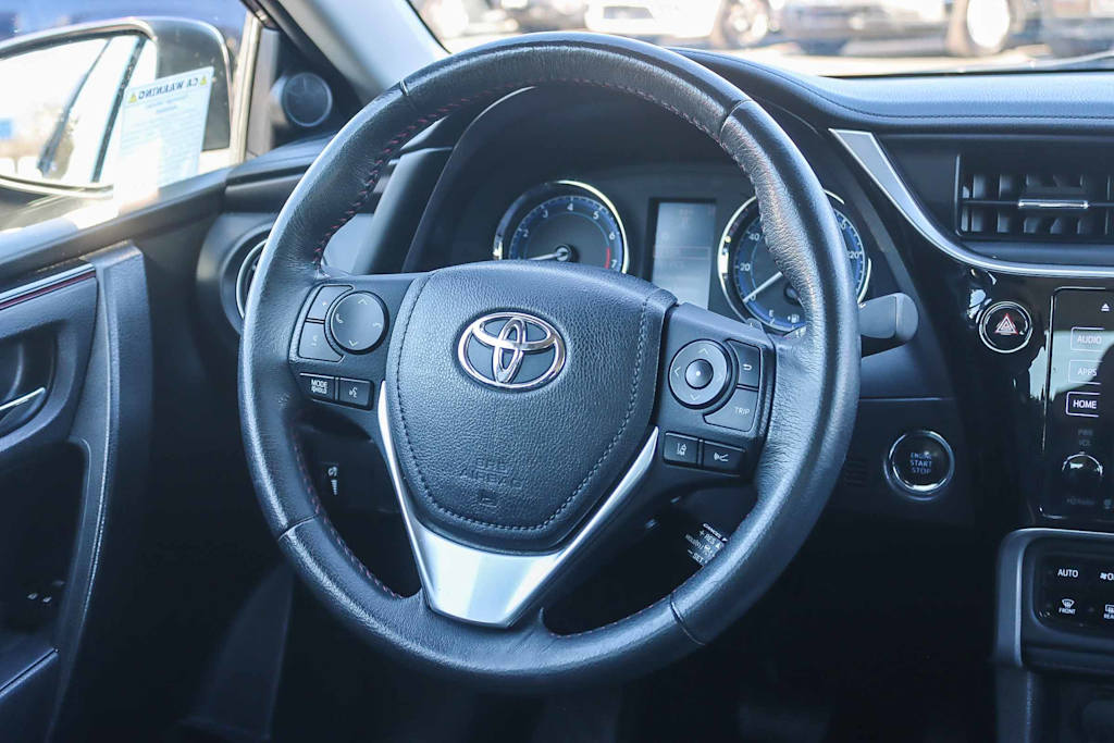 Thumbnail: 2017 Toyota Corolla - 8