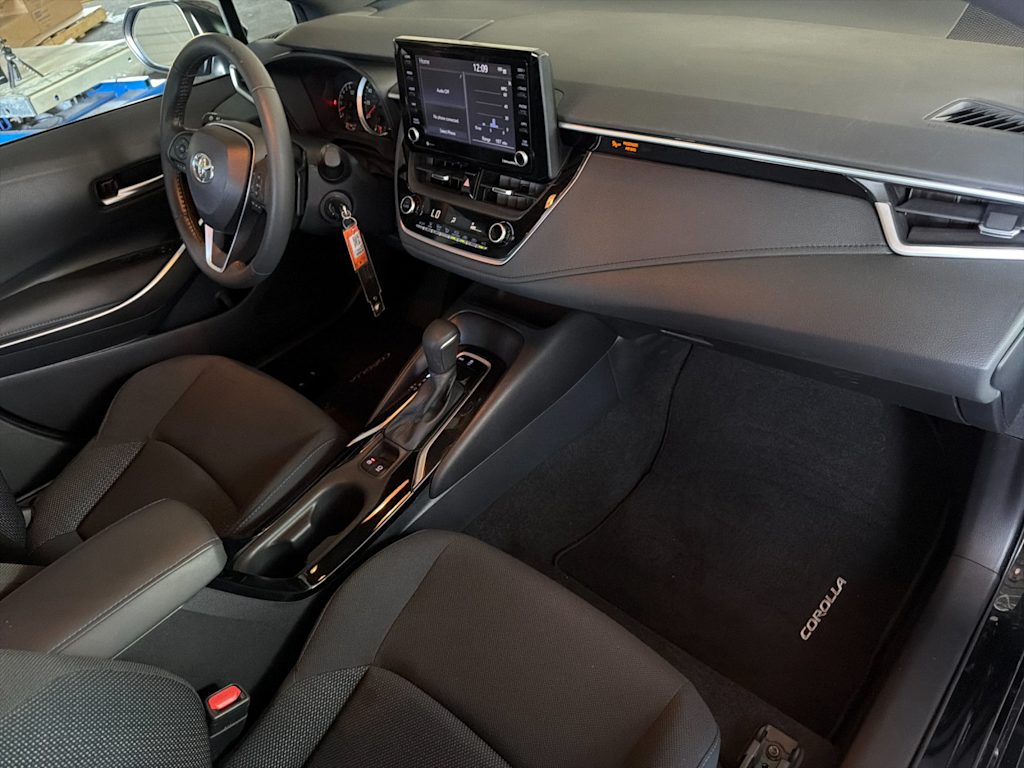 Thumbnail: 2022 Toyota Corolla - 11
