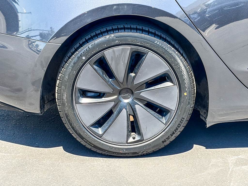 Thumbnail: 2024 Tesla Model 3 - 18