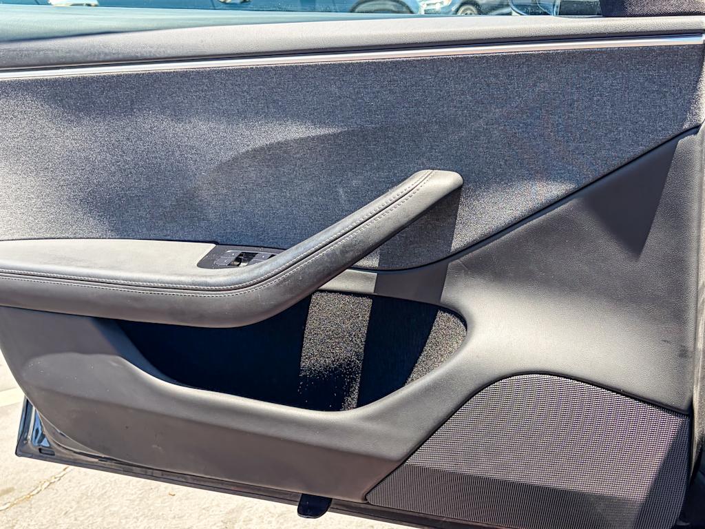 Thumbnail: 2024 Tesla Model 3 - 21