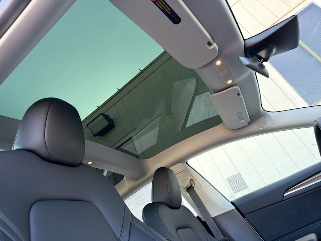 Thumbnail: 2023 Tesla Model 3 - 20
