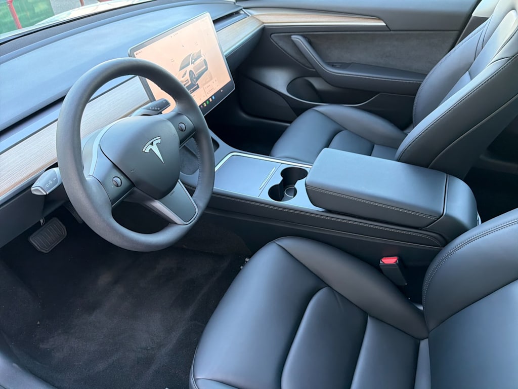 Thumbnail: 2023 Tesla Model 3 - 9