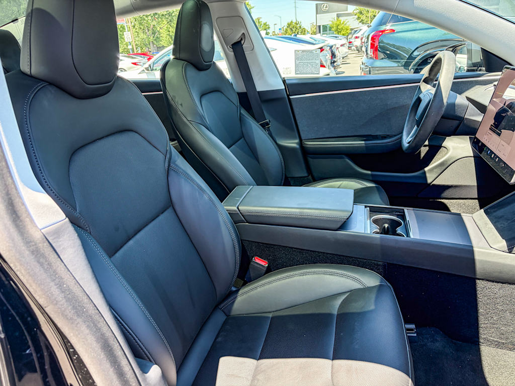 Thumbnail: 2025 Tesla Model 3 - 8