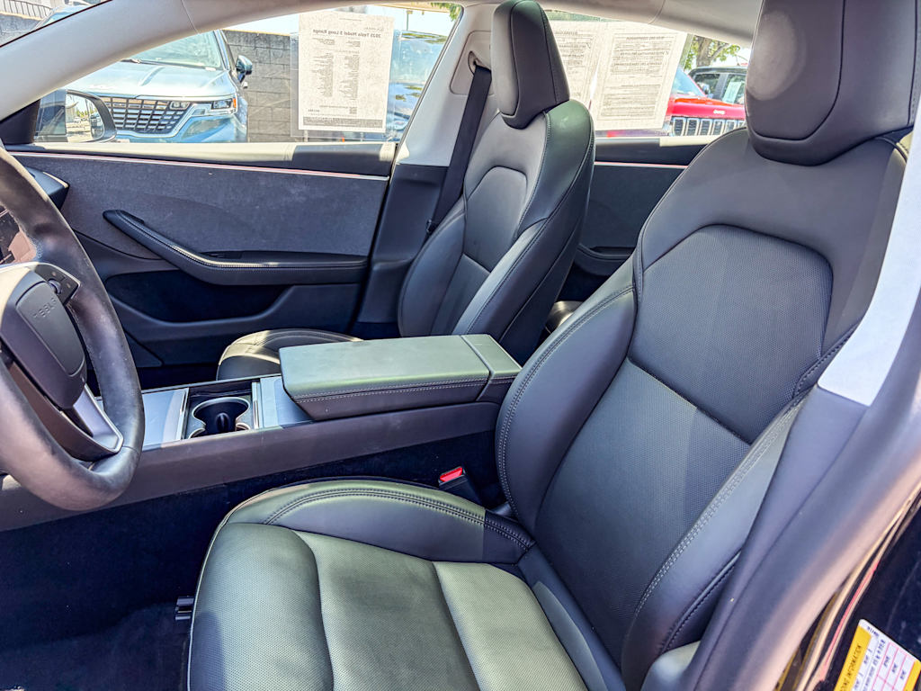 Thumbnail: 2025 Tesla Model 3 - 9