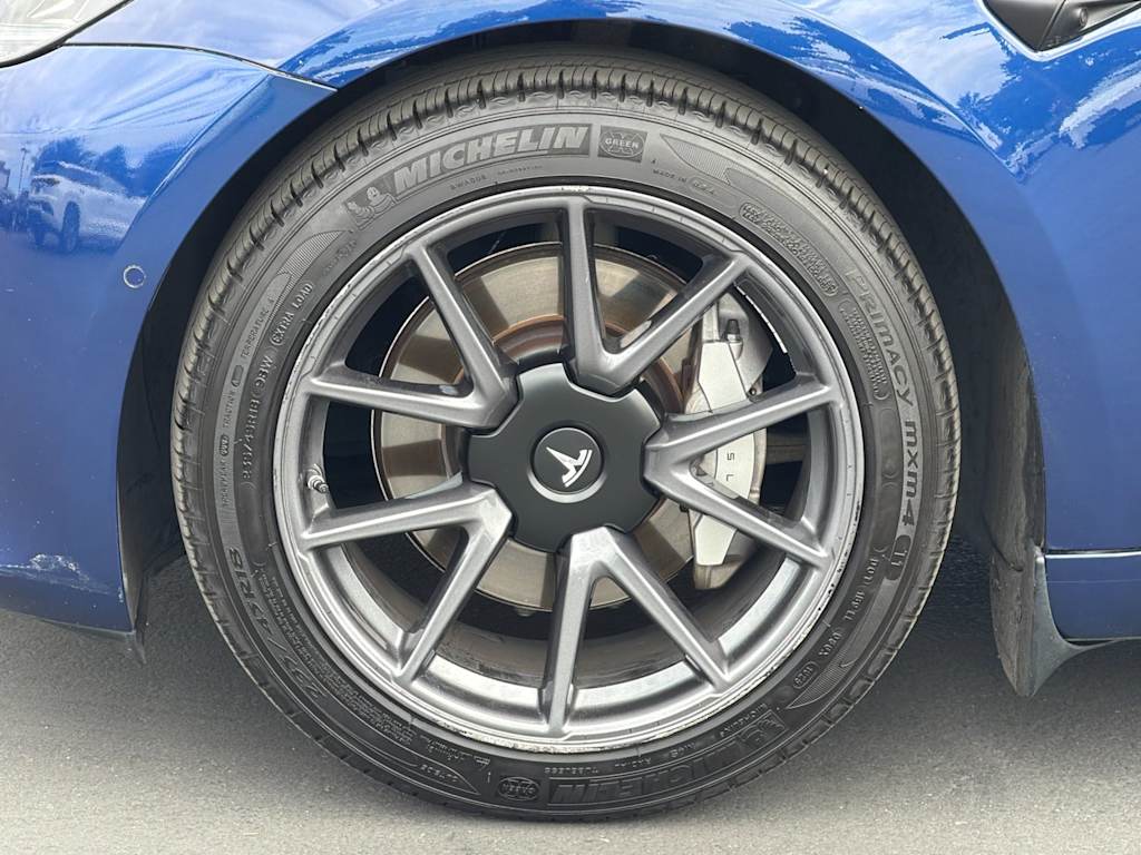 Thumbnail: 2021 Tesla Model 3 - 8