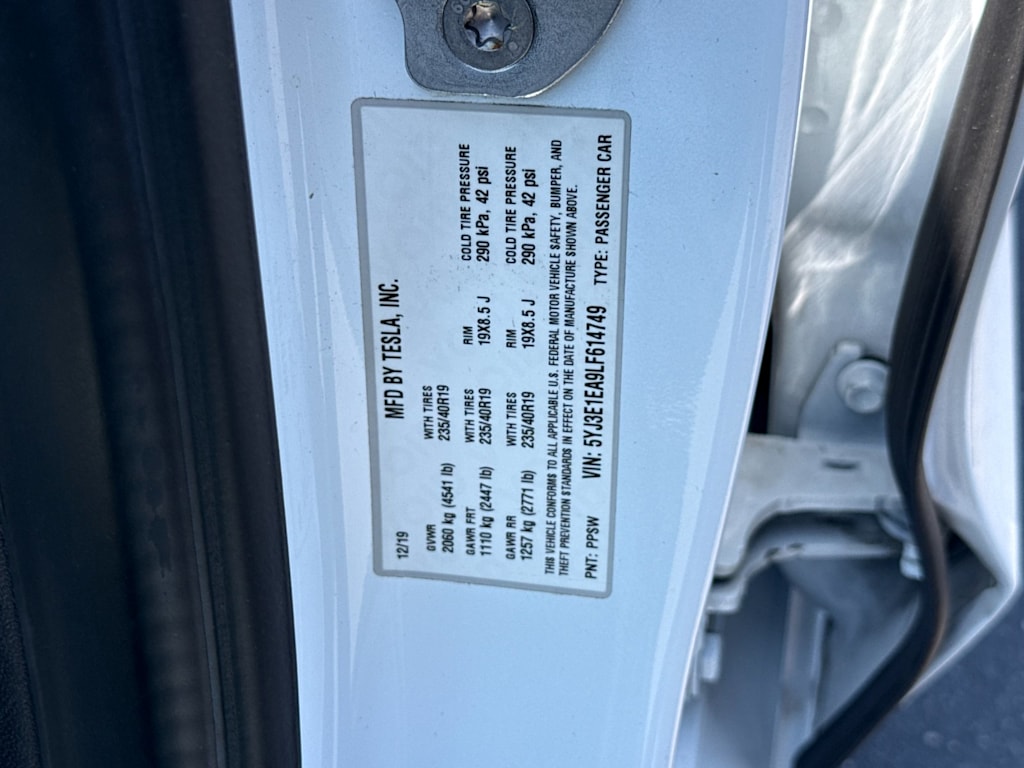 Thumbnail: 2020 Tesla Model 3 - 15